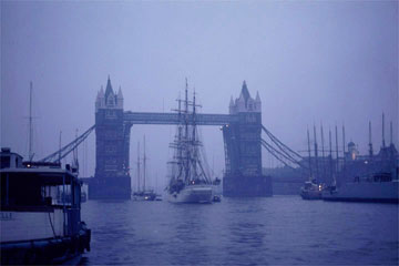 �^���[�u���b�W�ƃ_���}���N�i�f���}�[�N�j�A�����h���A�C�M���X