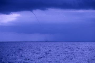 �����i�X�������J�A�C���h�m�j